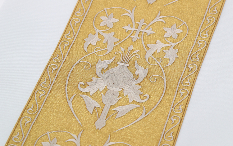 Gothic Chasuble G441-C25