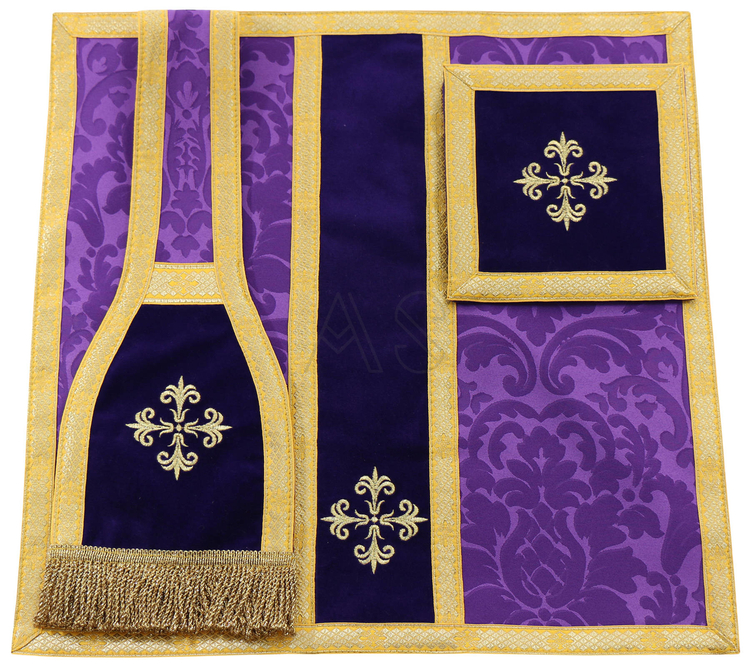 Chasuble romaine "Crucifixion de Jésus" R845-AF26