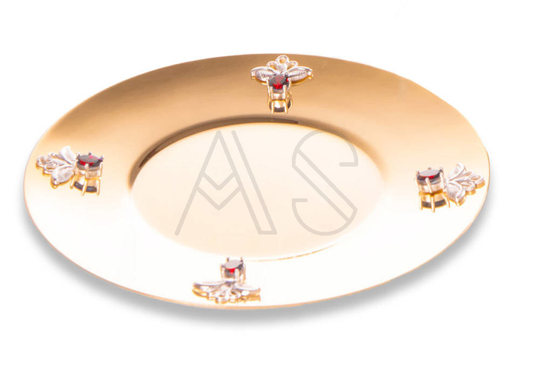Calice de messe avec une patène d'or, orné de rubis