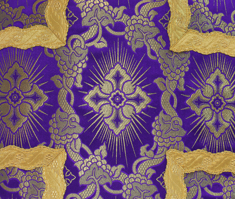Roman chasuble R-F9