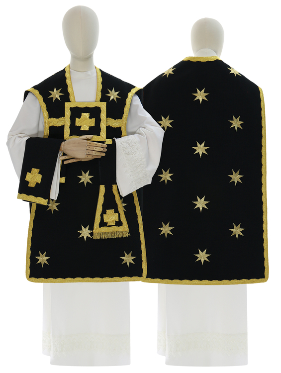 Roman chasuble R925-27